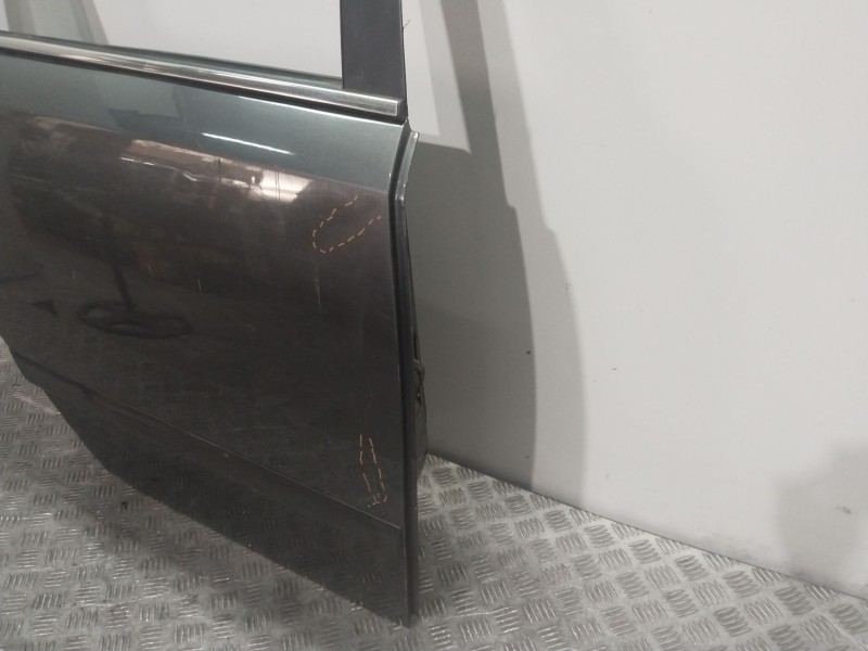 Recambio de puerta trasera derecha para opel astra h caravan cosmo referencia OEM IAM 843535 GRIS 