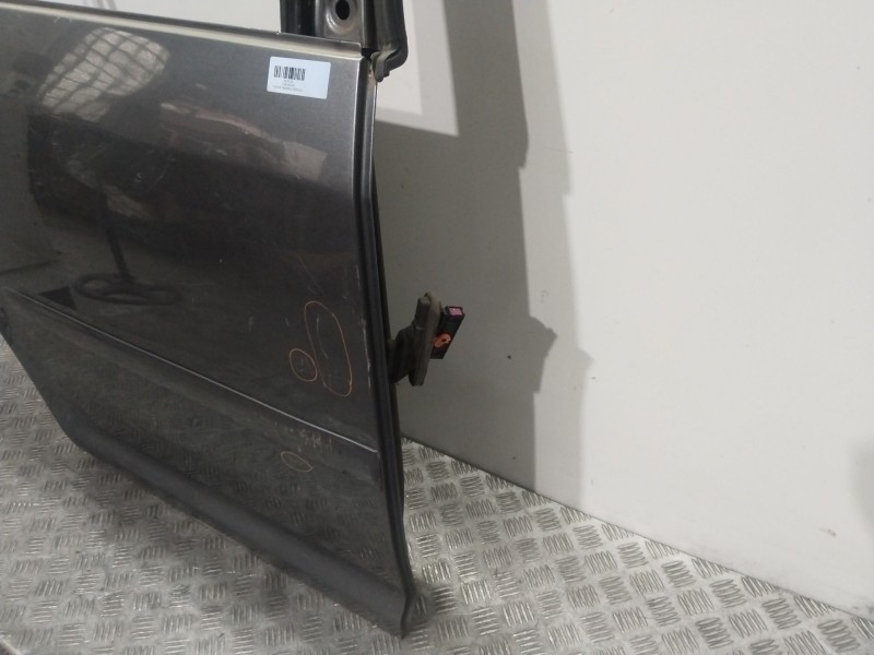 Recambio de puerta trasera derecha para volkswagen touran (1t1, 1t2) 2.0 tdi referencia OEM IAM 1T0833055R  