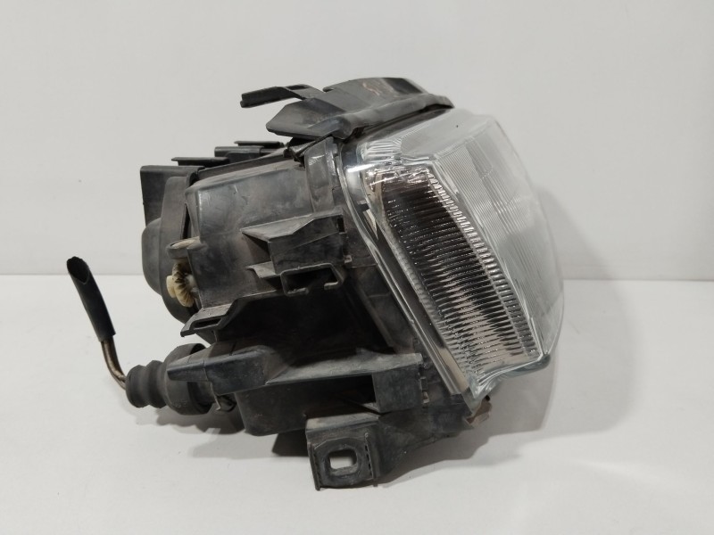Recambio de faro derecho para audi a4 b5 avant (8d5) 1.9 tdi referencia OEM IAM 0301094202  