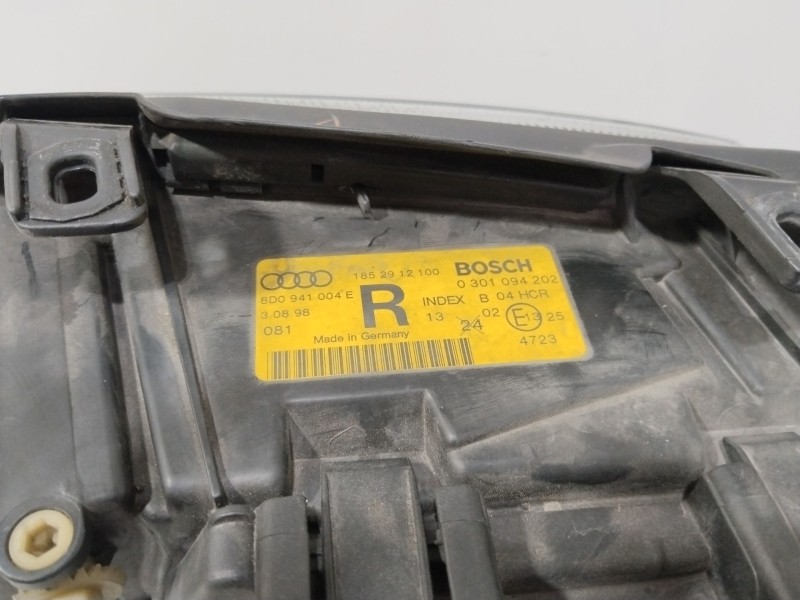 Recambio de faro derecho para audi a4 b5 avant (8d5) 1.9 tdi referencia OEM IAM 0301094202  