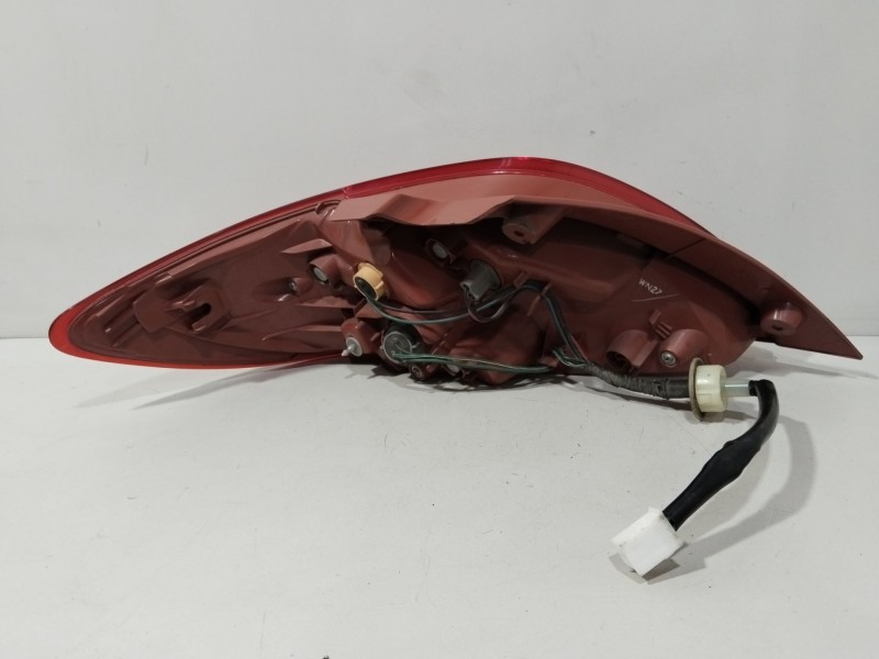 Recambio de piloto trasero derecho para mazda 2 (de_, dh_) 1.3 (de3fs) referencia OEM IAM D65151160  