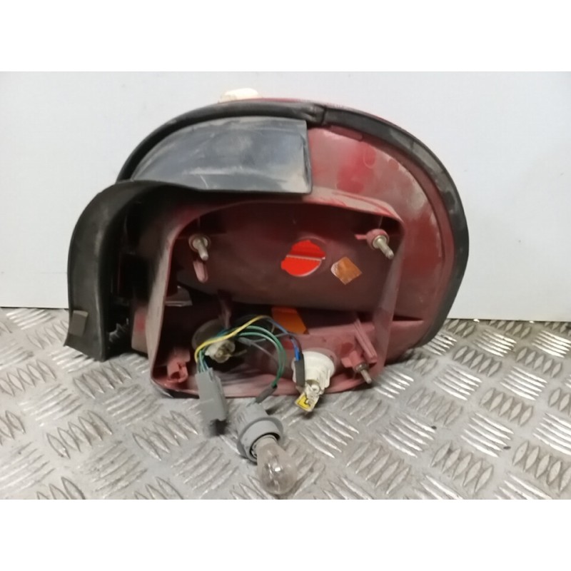 PILOTO TRASERO IZQUIERDO  - imagen 2