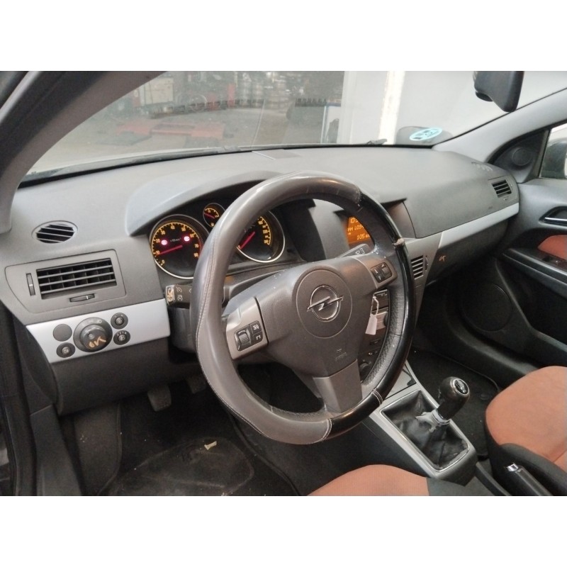 opel astra h gtc (a04) del año 2006 opel astra h gtc (a04) del año 2006