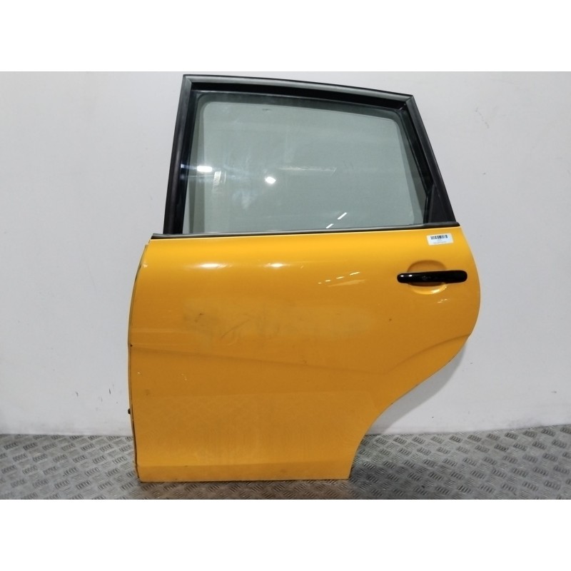 Recambio de puerta trasera izquierda para seat altea xl (5p5, 5p8) 1.6 tdi referencia OEM IAM 5P8833055   Recambio de puerta trasera izquierda para seat altea xl (5p5, 5p8) 1.6 tdi referencia OEM IAM 5P8833055