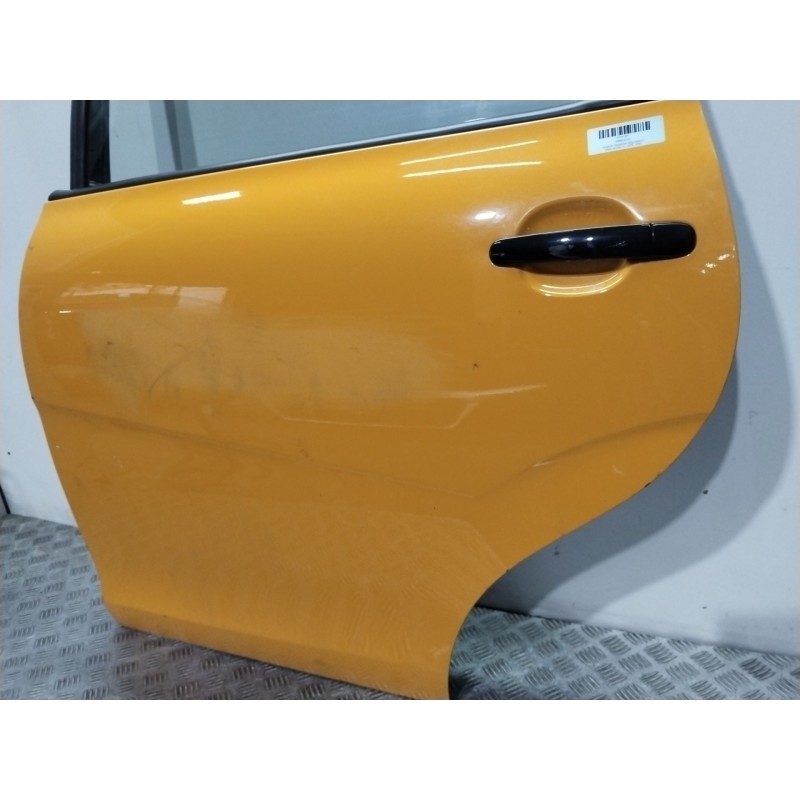 Recambio de puerta trasera izquierda para seat altea xl (5p5, 5p8) 1.6 tdi referencia OEM IAM 5P8833055   Recambio de puerta trasera izquierda para seat altea xl (5p5, 5p8) 1.6 tdi referencia OEM IAM 5P8833055