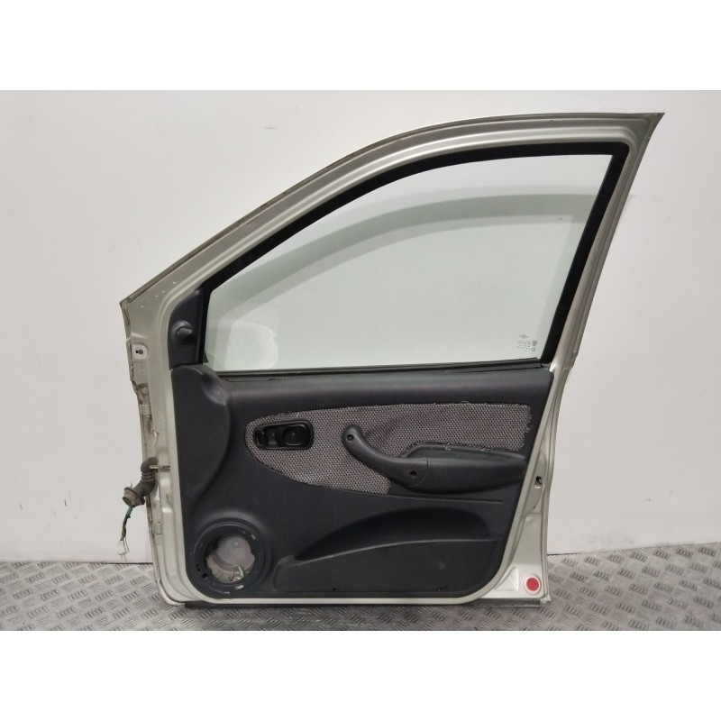 Recambio de puerta delantera derecha para tata indica 1.4 td referencia OEM IAM 4274169   Recambio de puerta delantera derecha para tata indica 1.4 td referencia OEM IAM 4274169