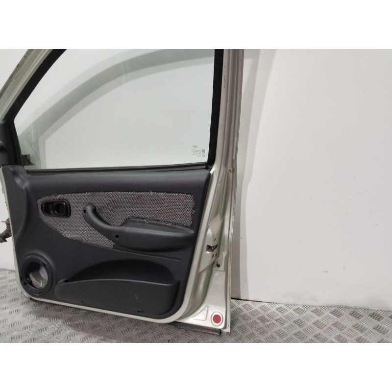 Recambio de puerta delantera derecha para tata indica 1.4 td referencia OEM IAM 4274169   Recambio de puerta delantera derecha para tata indica 1.4 td referencia OEM IAM 4274169