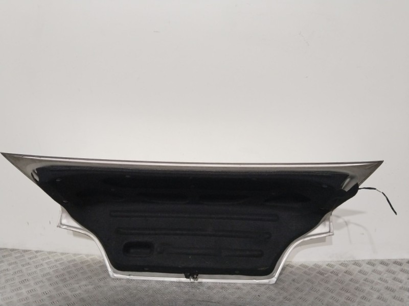 Recambio de tapa maletero para peugeot 406 (8b) 2.0 16v referencia OEM IAM 860675  PLATA