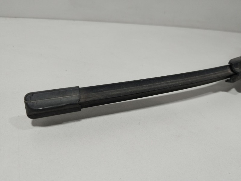 Recambio de brazo limpia delantero derecho para volkswagen passat b6 (3c2) 2.0 tdi referencia OEM IAM 3C1955409C  