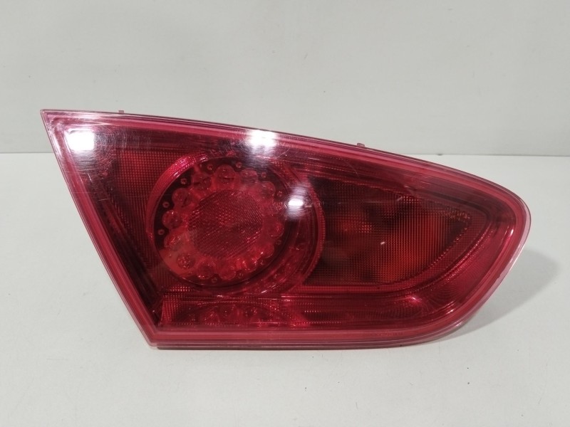 Recambio de piloto porton trasero izquierdo para seat leon (1p1) 1.9 tdi referencia OEM IAM 1P0945107F  