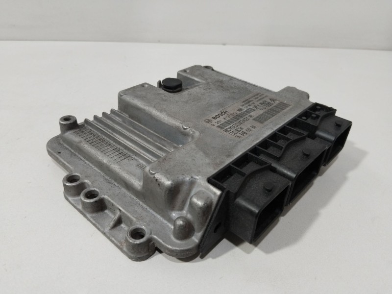 Recambio de centralita motor uce para peugeot 207 sport referencia OEM IAM 9664843780 0281013872  Recambio de centralita motor uce para peugeot 207 sport referencia OEM IAM 9664843780 0281013872