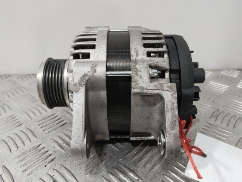 Recambio de alternador para opel astra j (p10) 1.7 cdti (68) referencia OEM IAM 13579662  