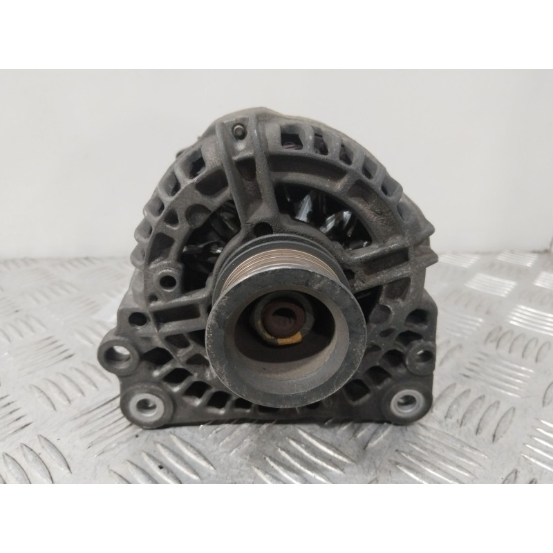 Recambio de alternador para volkswagen golf iii (1h1) 1.6 referencia OEM IAM 037903025M   Recambio de alternador para volkswagen golf iii (1h1) 1.6 referencia OEM IAM 037903025M