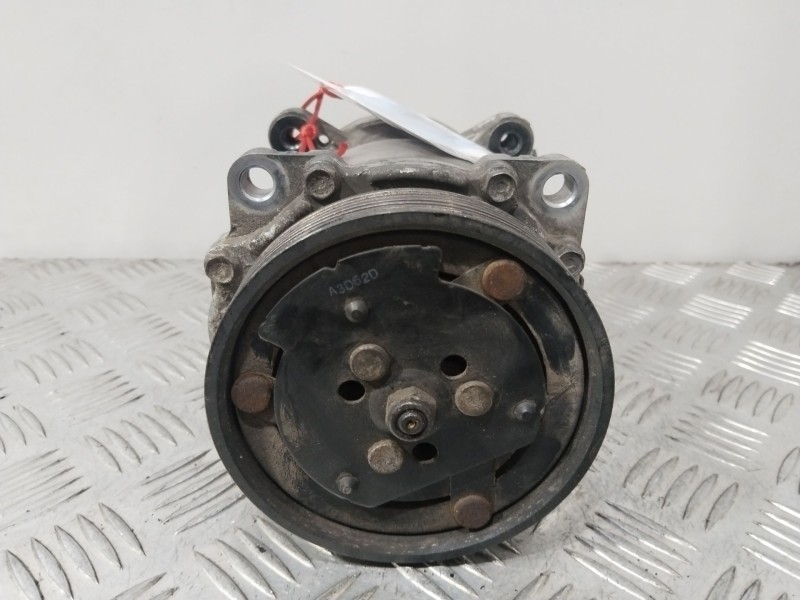 Recambio de compresor aire acondicionado para volkswagen golf iii (1h1) 1.6 referencia OEM IAM 1H0820803D   Recambio de compresor aire acondicionado para volkswagen golf iii (1h1) 1.6 referencia OEM IAM 1H0820803D