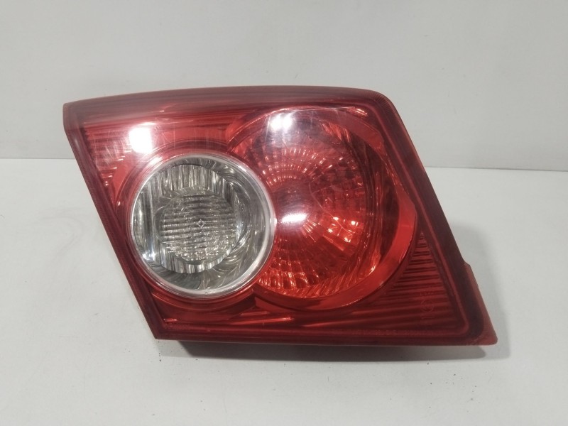 Recambio de piloto porton trasero izquierdo para chevrolet lacetti (j200) 1.8 referencia OEM IAM 96551216  