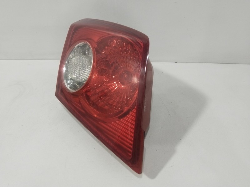 Recambio de piloto porton trasero izquierdo para chevrolet lacetti (j200) 1.8 referencia OEM IAM 96551216  