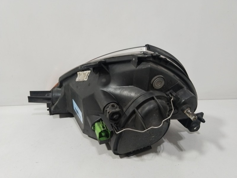 Recambio de faro derecho para ford ka (rb_) 1.3 i referencia OEM IAM 67724920  