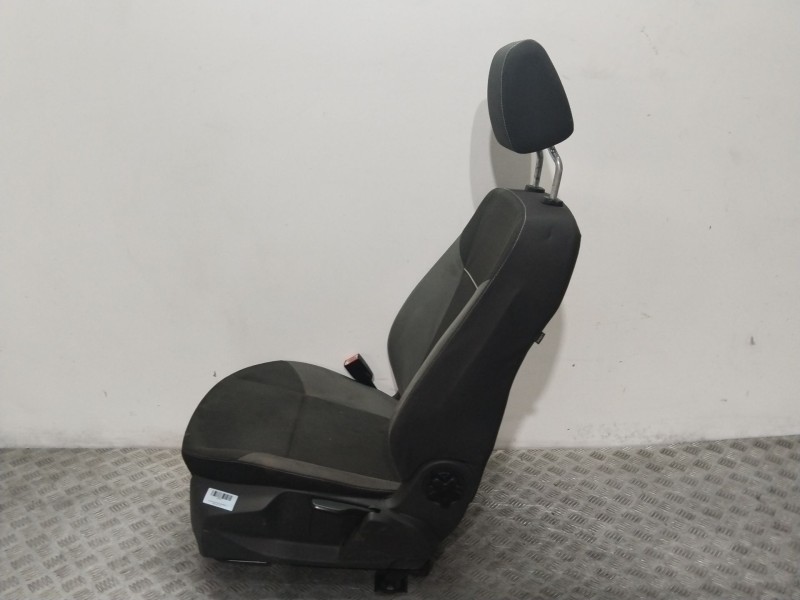 Recambio de asiento delantero izquierdo para ford focus iii 1.6 tdci referencia OEM IAM   
