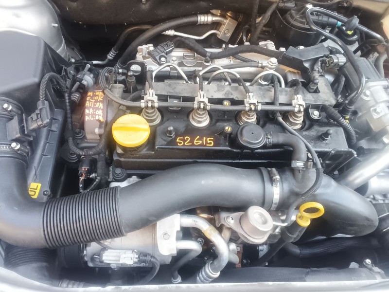 opel astra h (a04) del año 2009