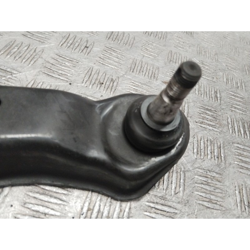 BRAZO SUSPENSION INFERIOR DELANTERO DERECHO 54500BU000  - imagen 2