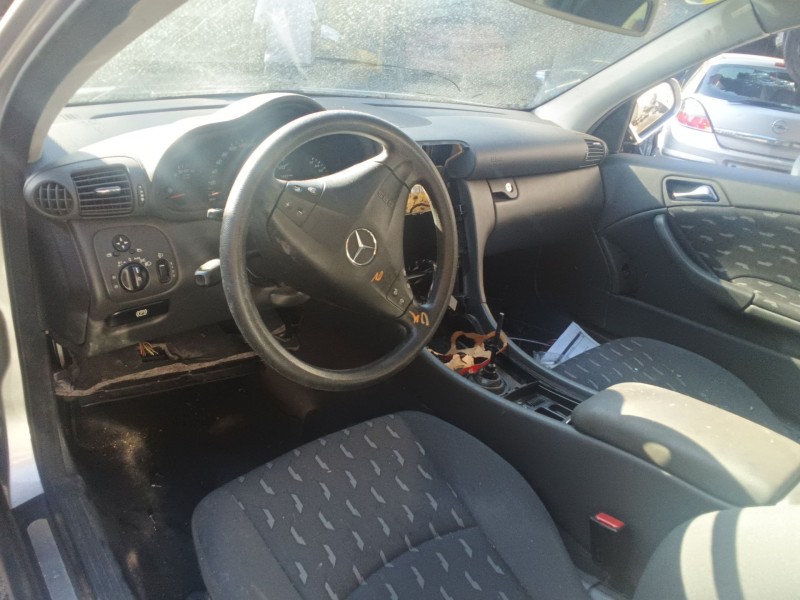 mercedes-benz clase c coupé (cl203) del año 2002