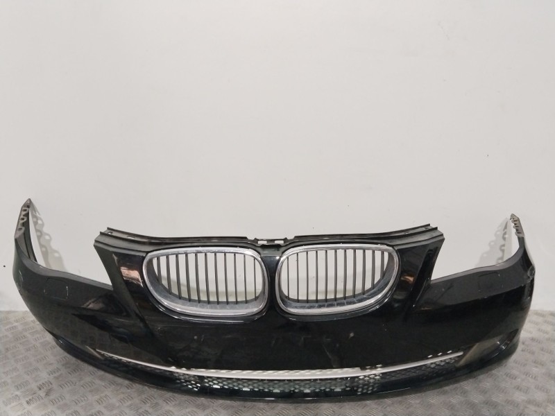 Recambio de paragolpes delantero para bmw 5 (e60) 520 d referencia OEM IAM   NEGRO