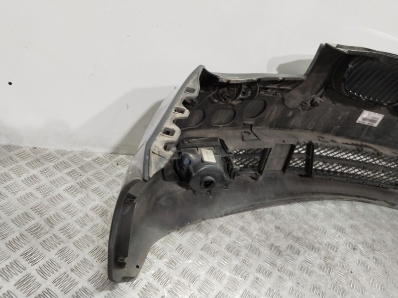 Recambio de paragolpes delantero para bmw 5 (e60) 520 d referencia OEM IAM   NEGRO