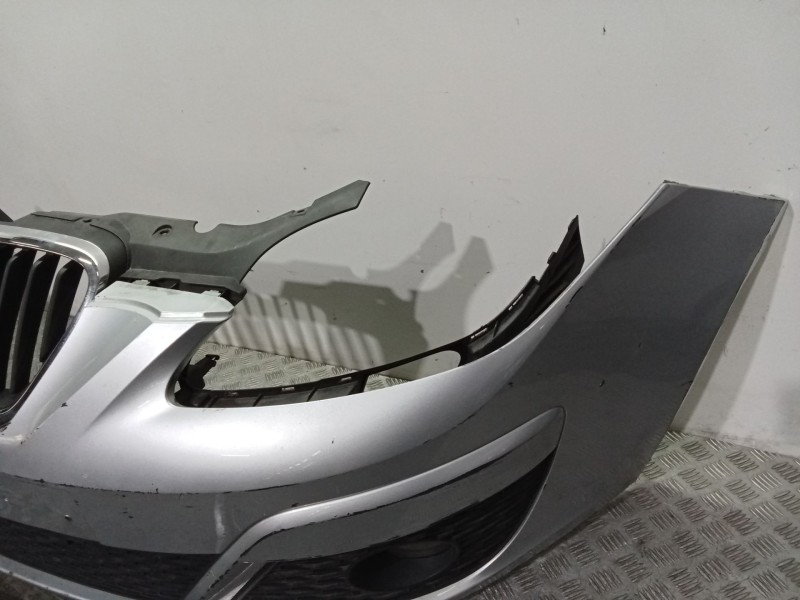 Recambio de paragolpes delantero para seat altea (5p1) 1.6 tdi referencia OEM IAM   PLATA