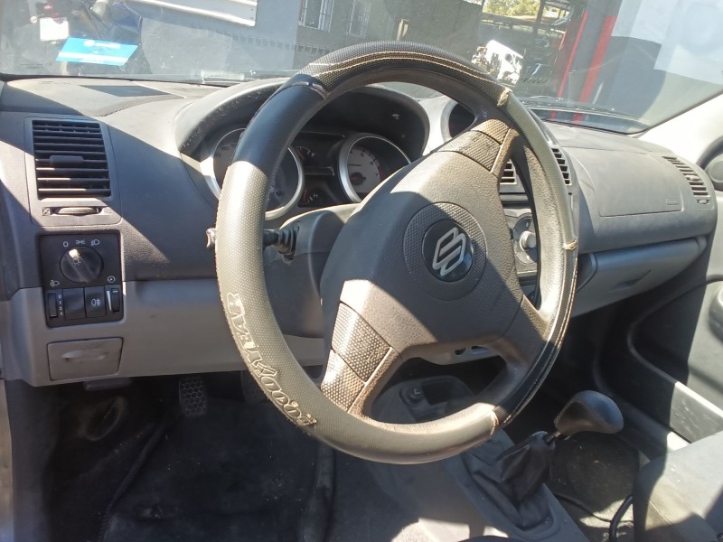 suzuki ignis ii (mh) del año 2004