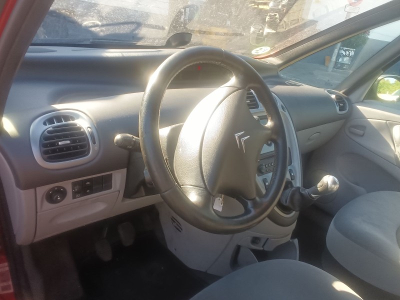 citroën xsara picasso (n68) del año 2007
