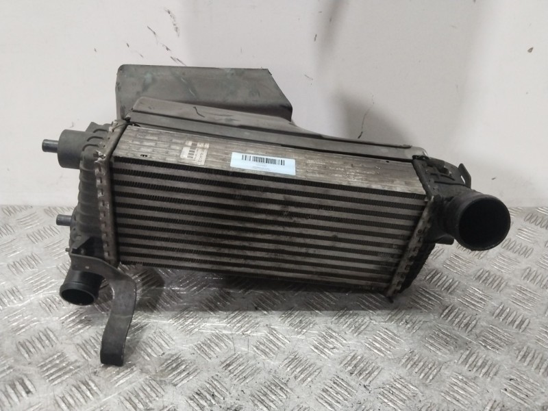 Recambio de intercooler para ford focus iii 1.6 tdci referencia OEM IAM 2027395  