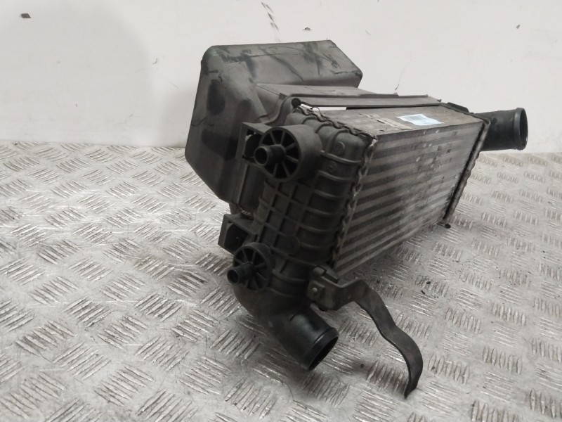 Recambio de intercooler para ford focus iii 1.6 tdci referencia OEM IAM 2027395  