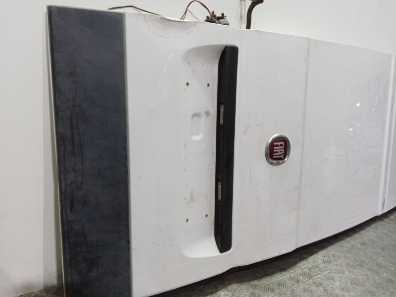 Recambio de puerta trasera izquierda para fiat ducato autobús (250_) 130 multijet 2,3 d referencia OEM IAM 1371935080  