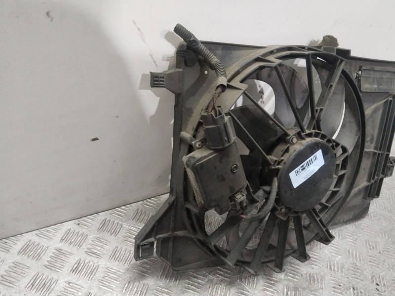 Recambio de electroventilador para ford focus iii 1.6 tdci referencia OEM IAM 2269553  
