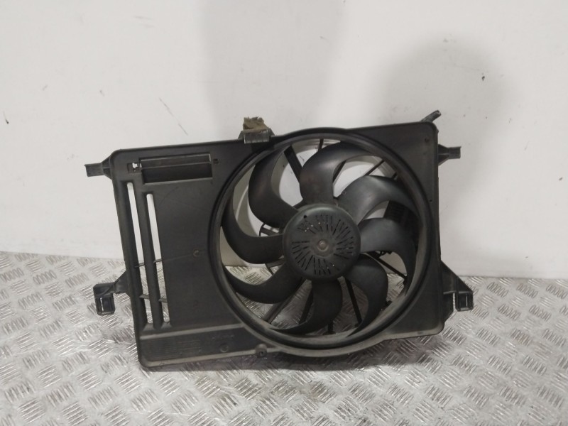 Recambio de electroventilador para ford focus iii 1.6 tdci referencia OEM IAM 2269553  