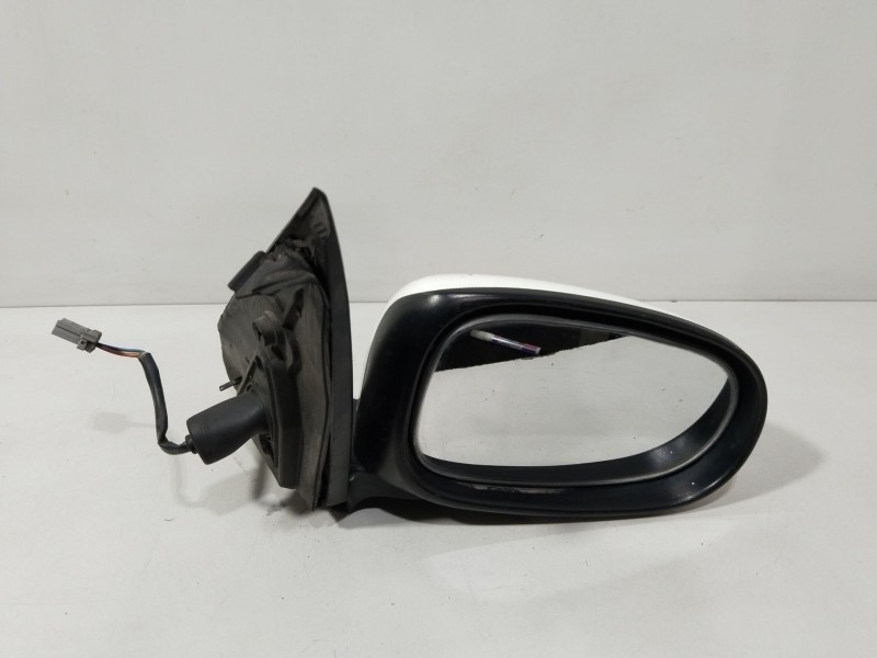 Recambio de retrovisor derecho para nissan almera (n16/e) ambience referencia OEM IAM K6301BN2MA  