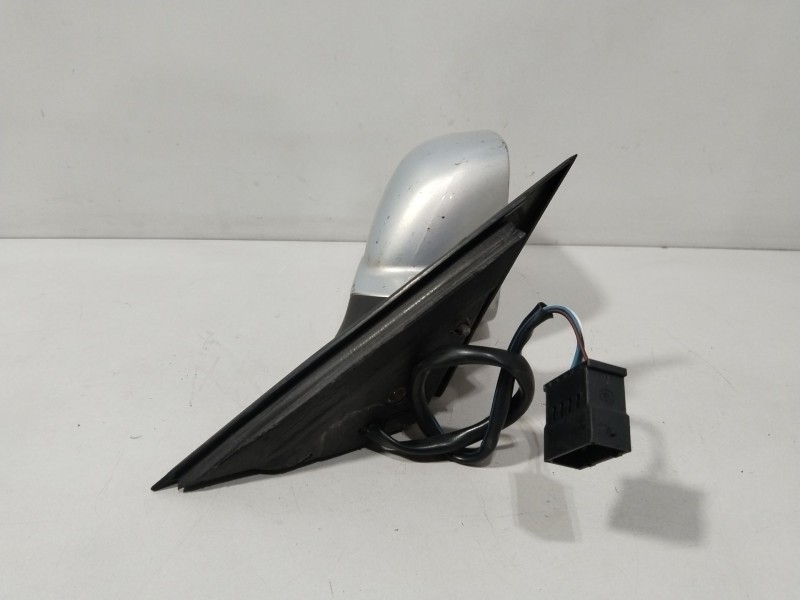 Recambio de retrovisor derecho para volkswagen passat berlina (3b2) comfortline referencia OEM IAM  PLATA ELÉCTRICO