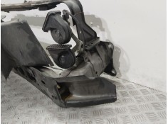 Recambio de refuerzo paragolpes delantero para ford focus iii 1.6 tdci referencia OEM IAM    2