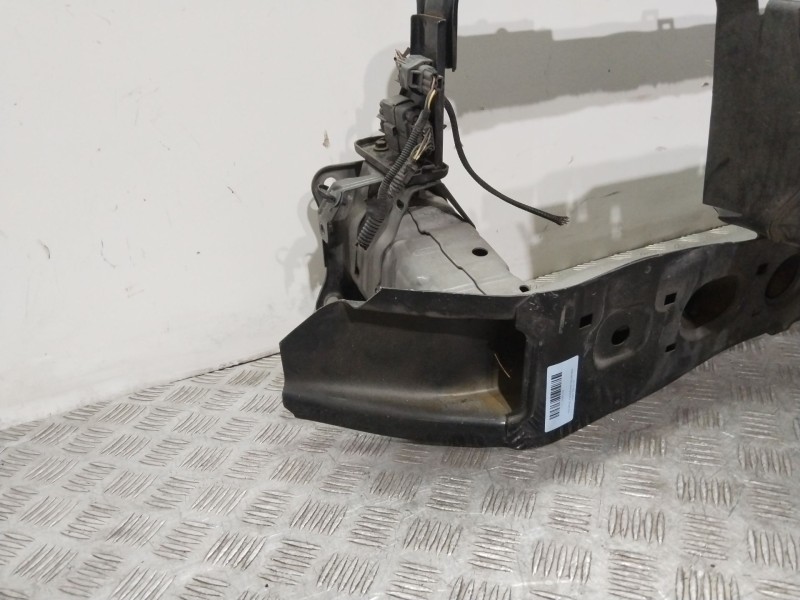 Recambio de refuerzo paragolpes delantero para ford focus iii 1.6 tdci referencia OEM IAM   