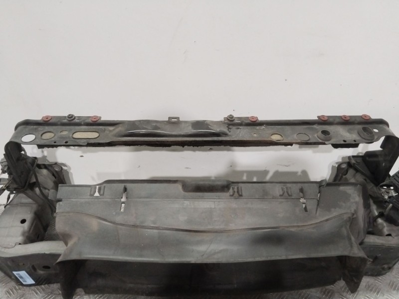 Recambio de refuerzo paragolpes delantero para ford focus iii 1.6 tdci referencia OEM IAM   