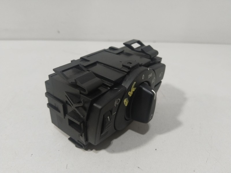 Recambio de mando luces para bmw serie 3 touring (e91) 320d referencia OEM IAM 693279403  33600102