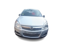 opel astra h (a04) del año 2009