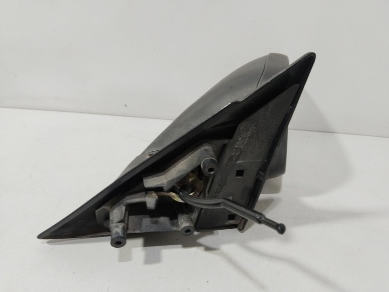 Recambio de retrovisor derecho para opel astra f berlina básico referencia OEM IAM 90520152 NEGRO MANUAL