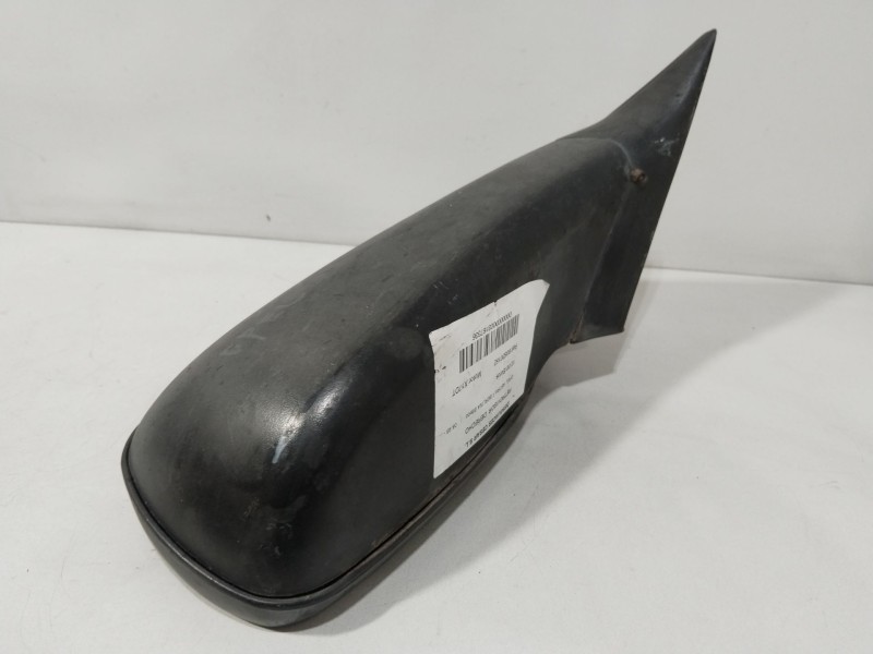 Recambio de retrovisor derecho para opel astra f berlina básico referencia OEM IAM 90520152 NEGRO MANUAL