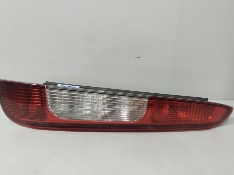 Recambio de piloto trasero derecho para ford focus c-max (dm2) 1.6 referencia OEM IAM 158952  