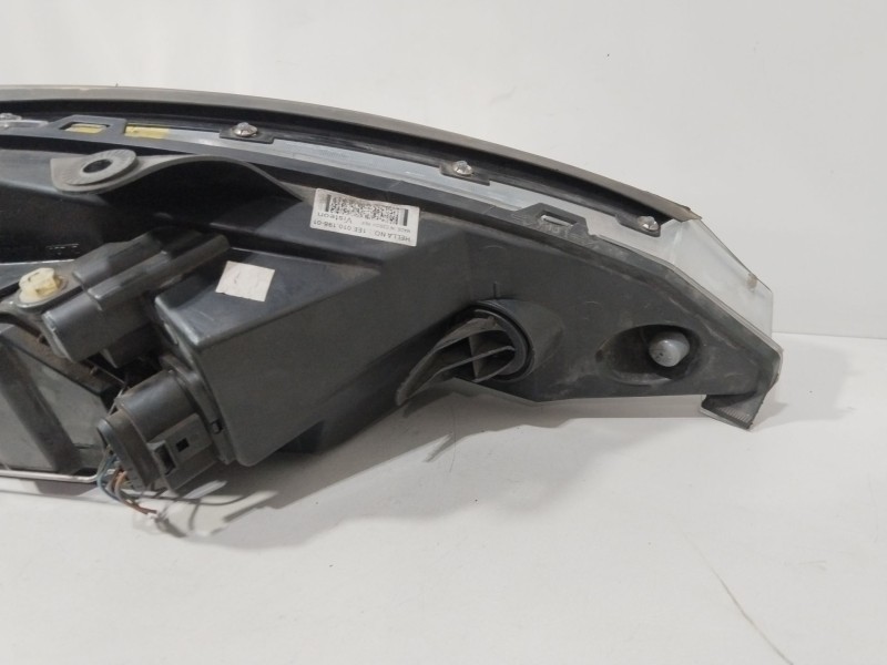 Recambio de faro izquierdo para ford focus i sedán (dfw) 1.6 16v referencia OEM IAM 1EE01019801  
