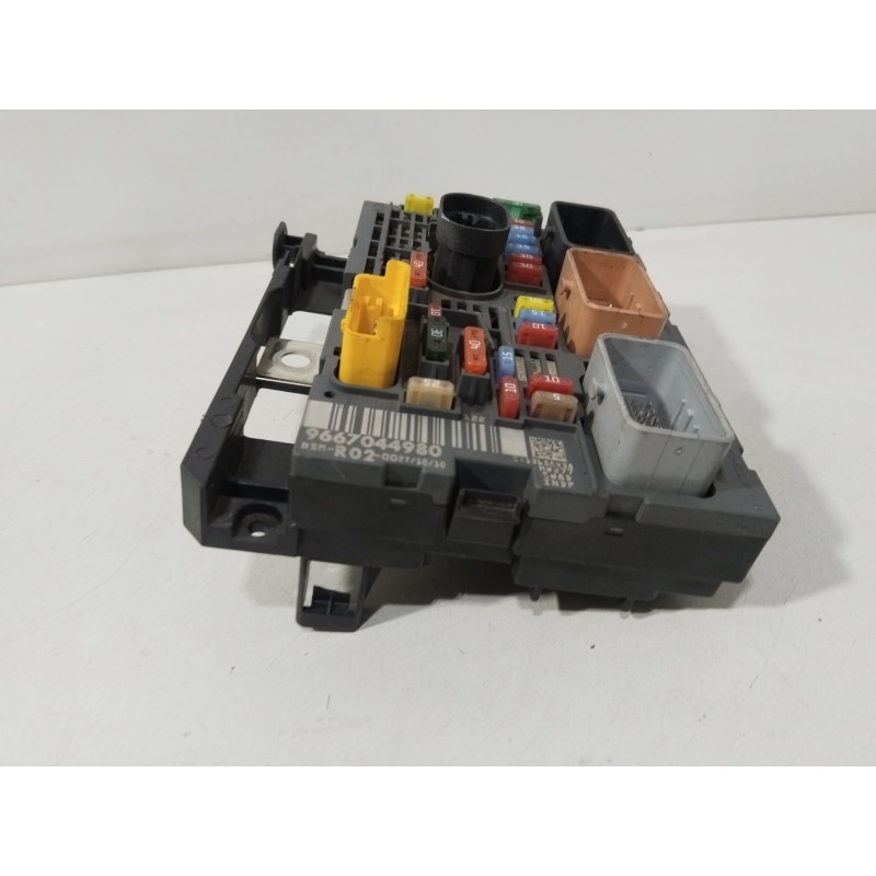 Recambio de caja reles / fusibles para citroën c4 picasso i monospace (ud_) 1.6 hdi referencia OEM IAM 9667044980  