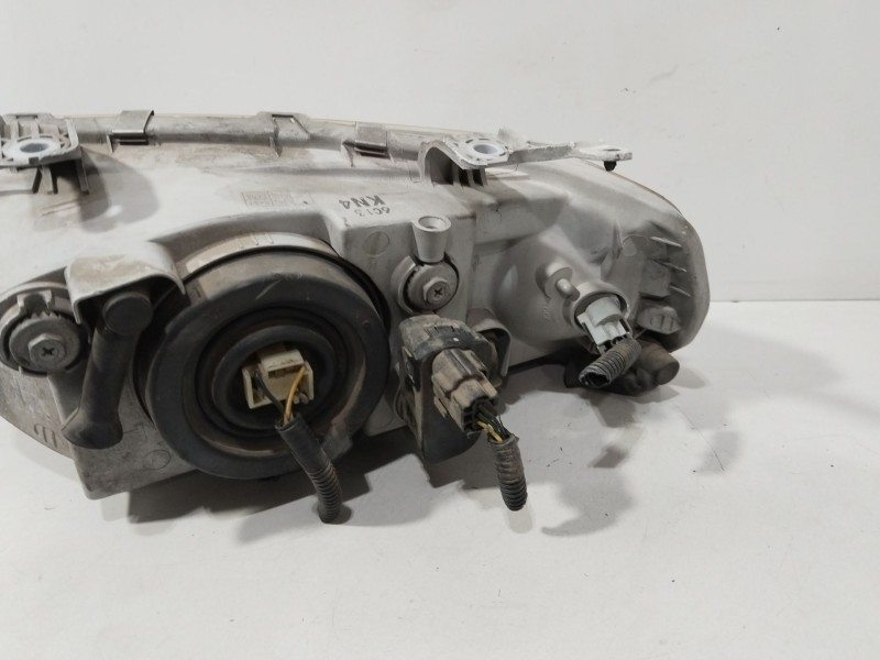 Recambio de faro derecho para chevrolet aveo / kalos hatchback (t200) 1.4 16v referencia OEM IAM 96408155  