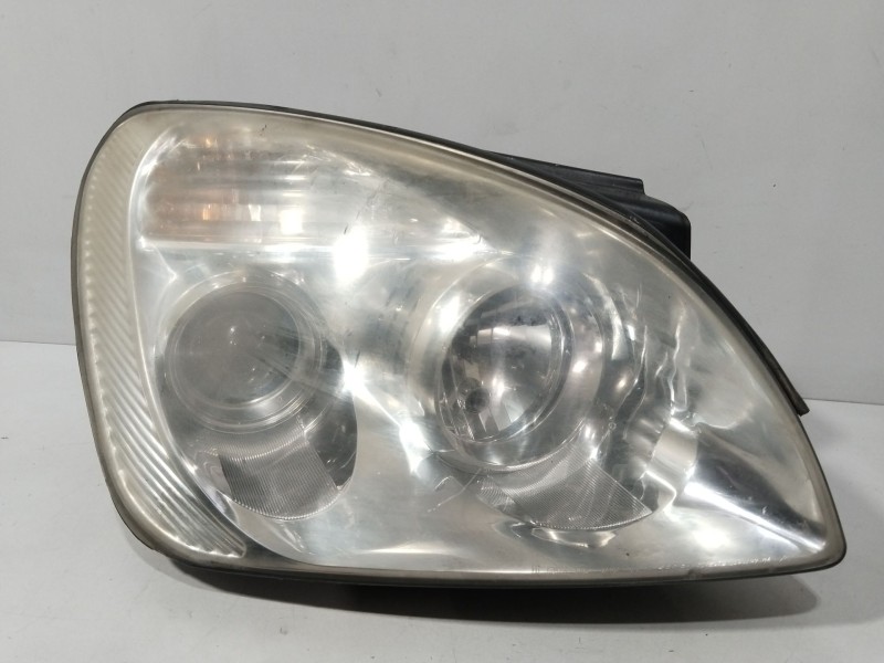 Recambio de faro derecho para kia carens iii monospace (un) 2.0 crdi 140 referencia OEM IAM 921021D020  