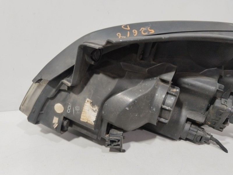 Recambio de faro derecho para kia carens iii monospace (un) 2.0 crdi 140 referencia OEM IAM 921021D020  